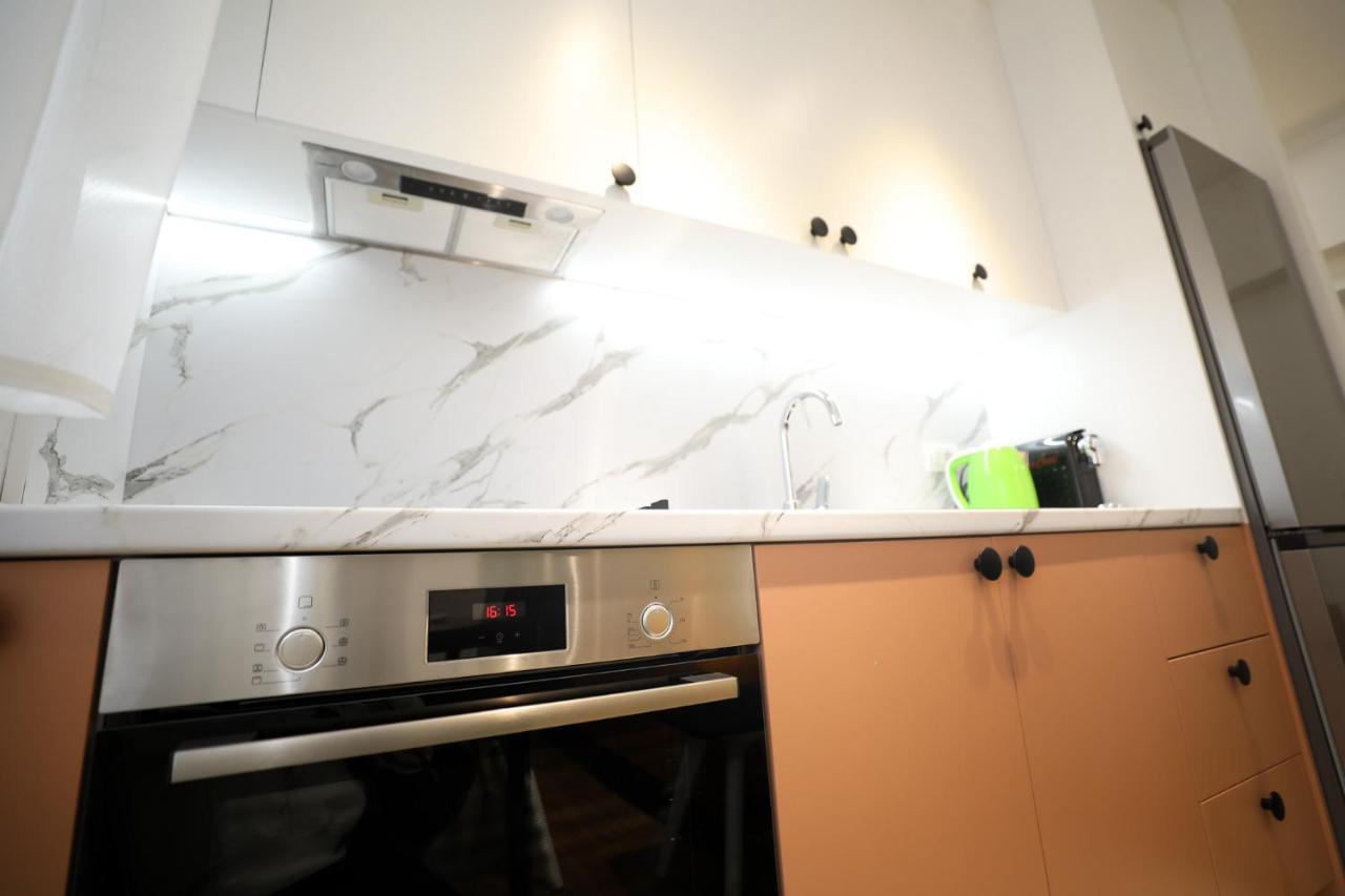 Tirana Center Apartment - Your Cosy Corner Bagian luar foto