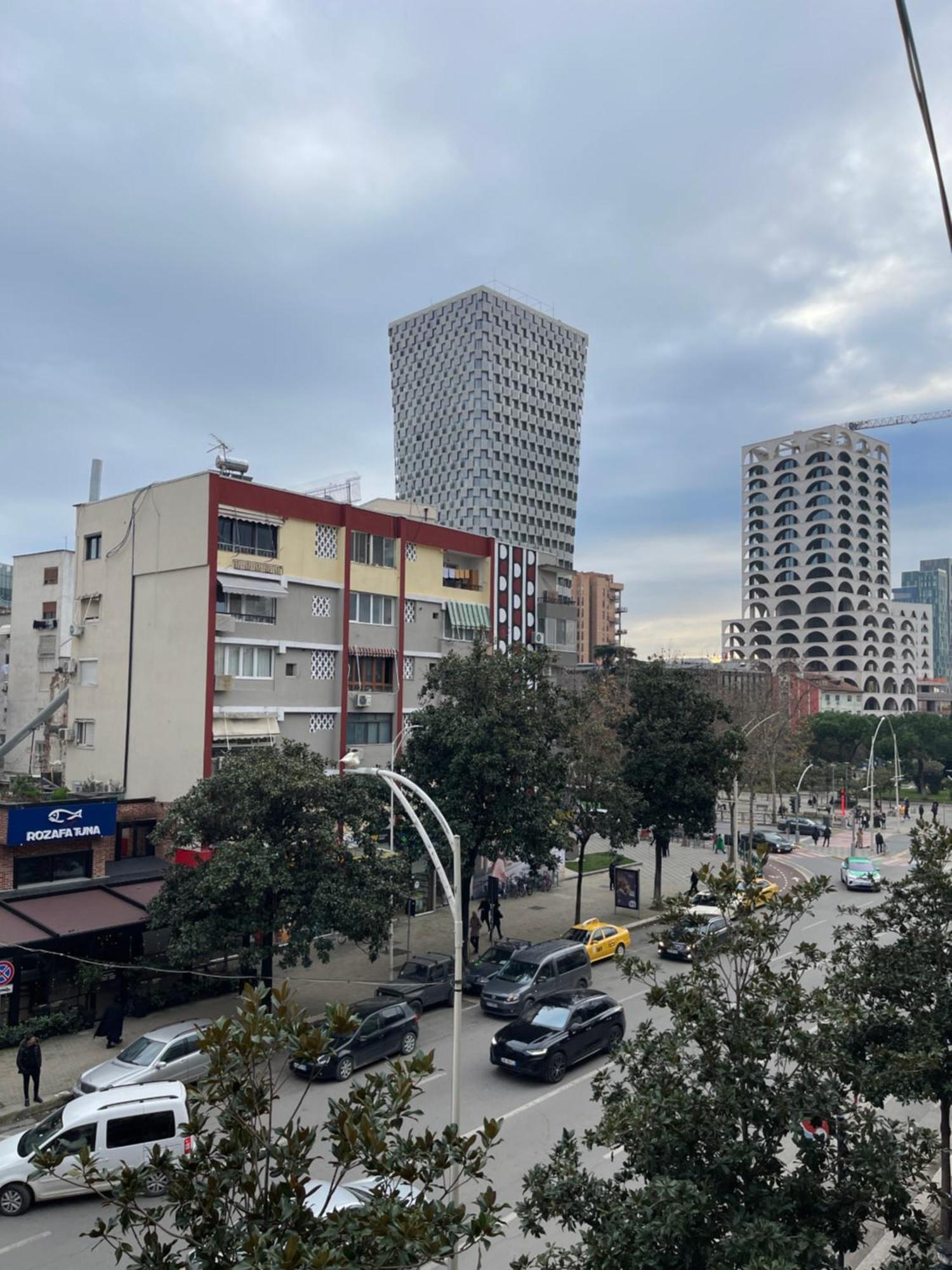 Tirana Center Apartment - Your Cosy Corner Bagian luar foto